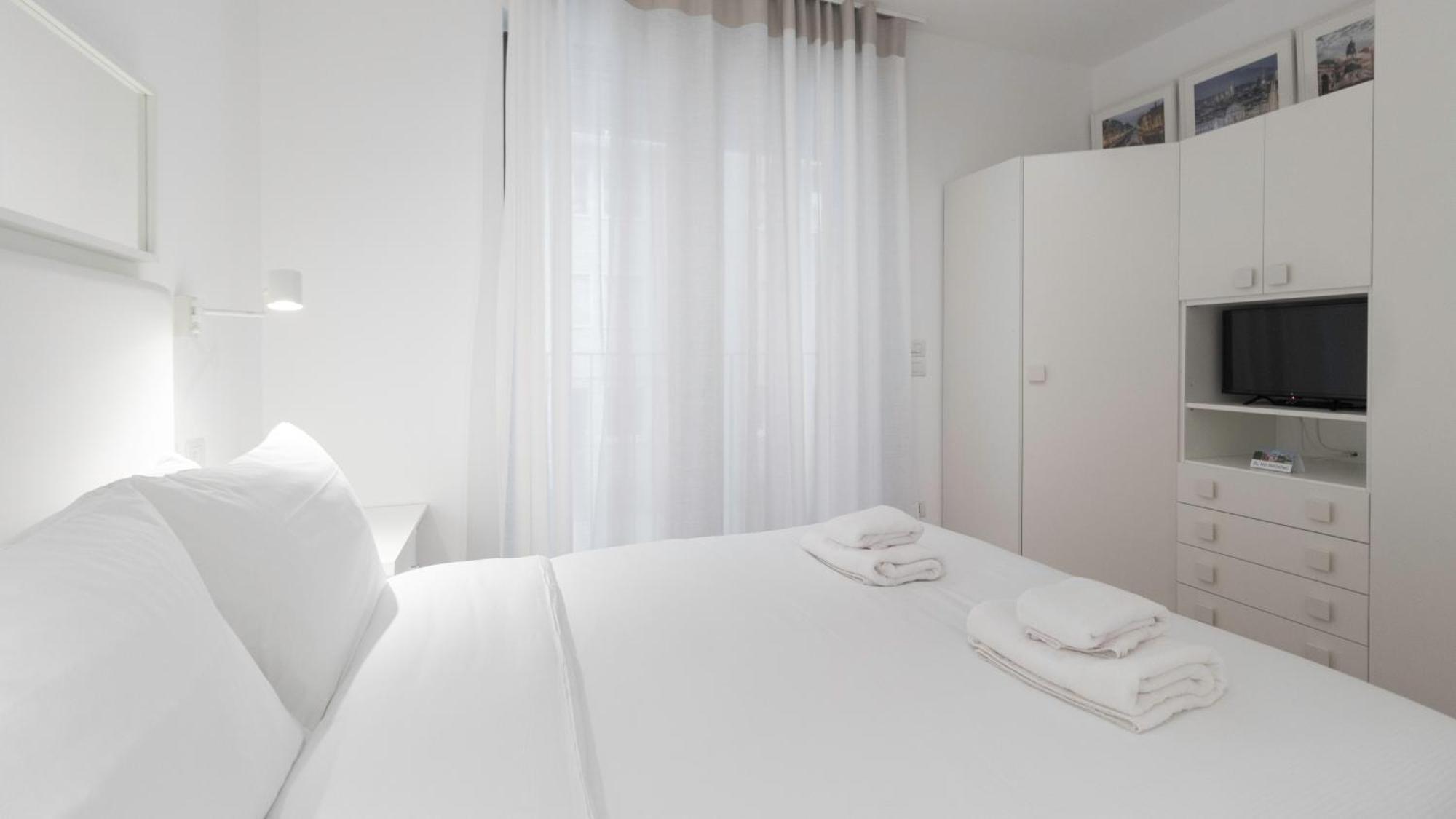 Italianway - Compagnoni 12 - Suite Mirabel Milão Exterior foto